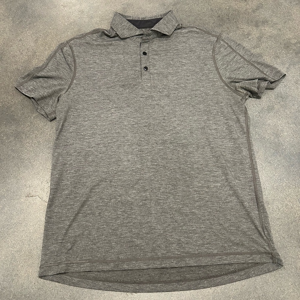 Lululemon Polo Shirt Heather Gray Short Sleeve Collared Logo Men’s XL EUC